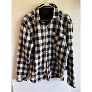 Nomad - Black And White Checkered Flannel Long Sleeve Button Up Shirt - Size L
